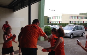 Victoire des U11F pour leur dernier match de la saison à Quetigny...ça s'arrose! n'est-ce-pas David?